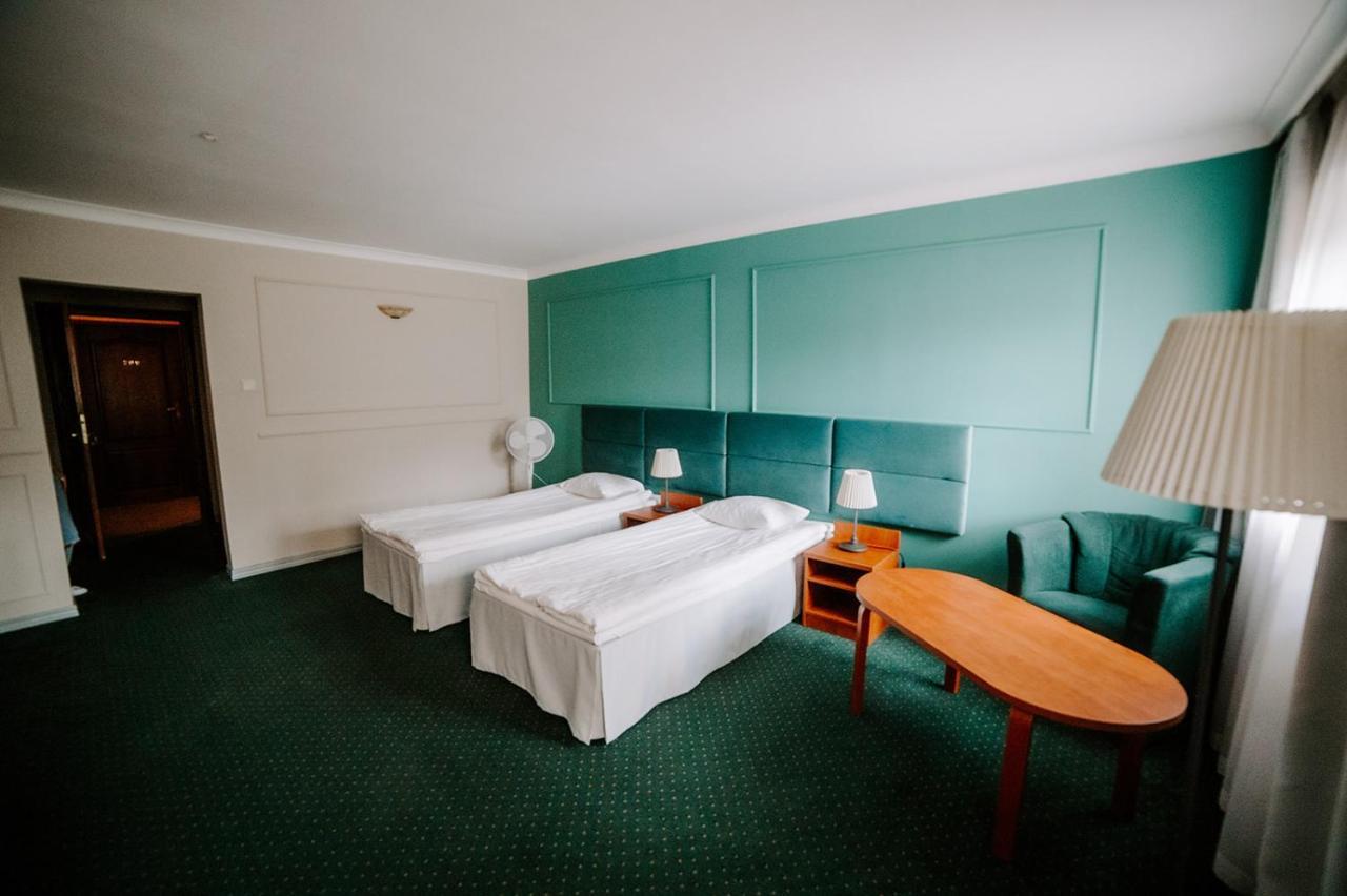 Hotel Senator Zamość Esterno foto