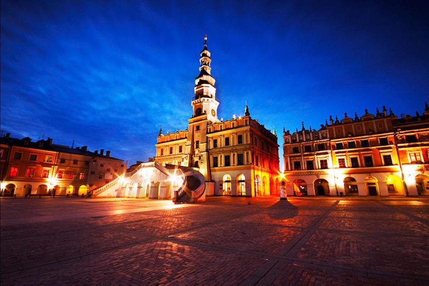 Hotel Senator Zamość Esterno foto